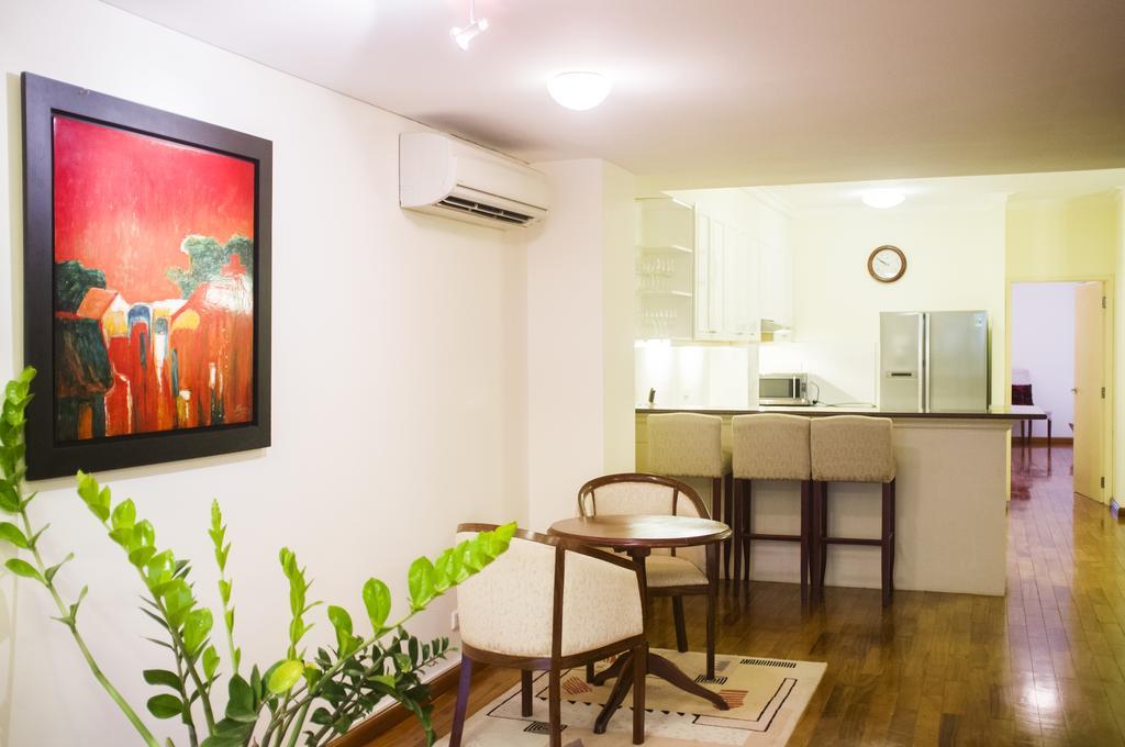Mayfair * Hà Nội